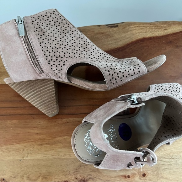 Vince Camuto Sandal - Ennisa - Size 8.5 - Picture 3 of 10